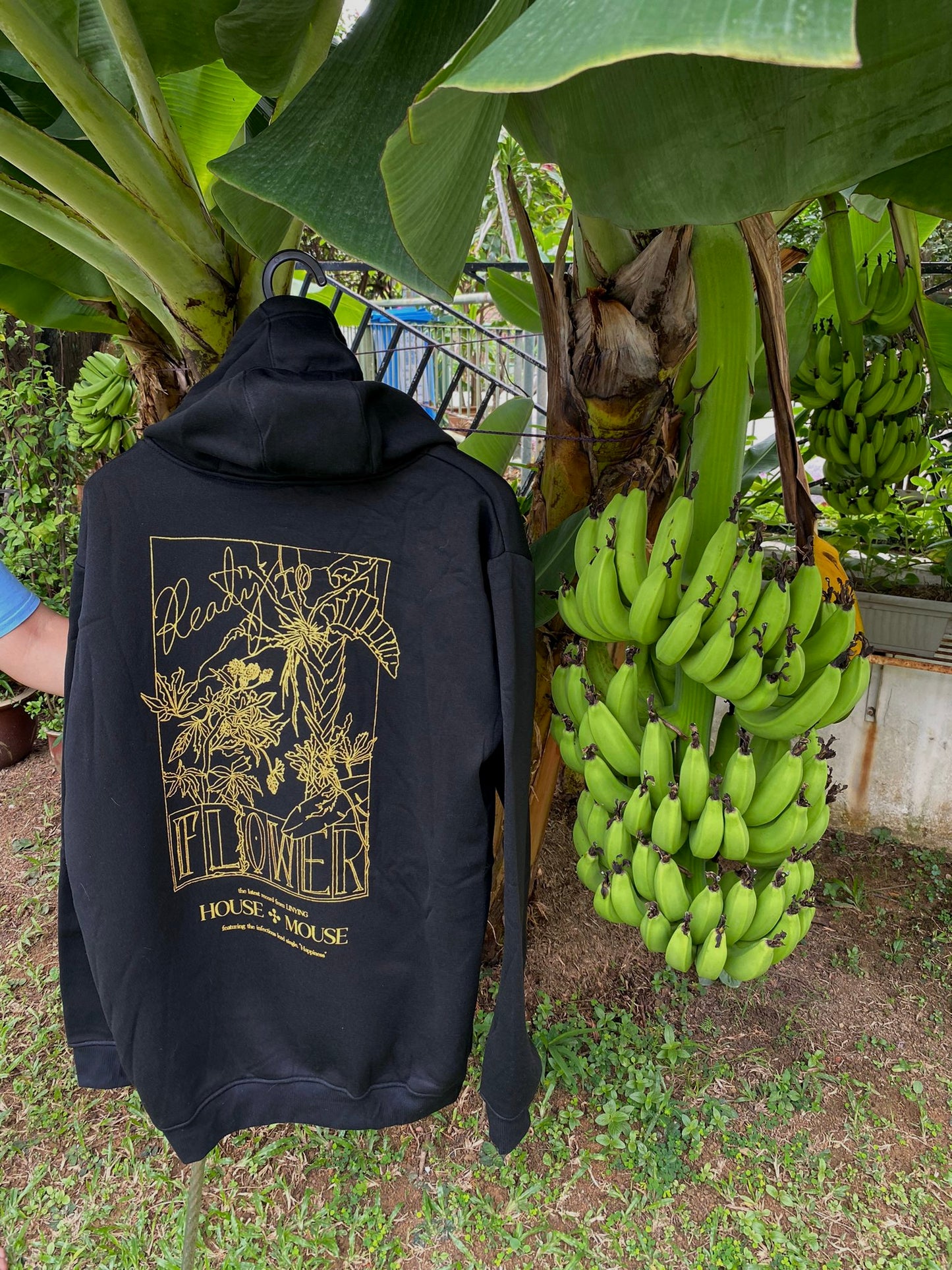Happiness 'Ripened & Organic' Embroidery Pullover